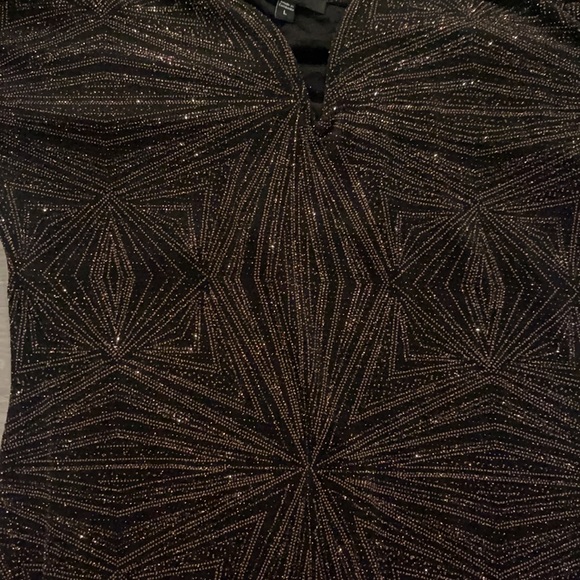 Black dress - Picture 7 of 7